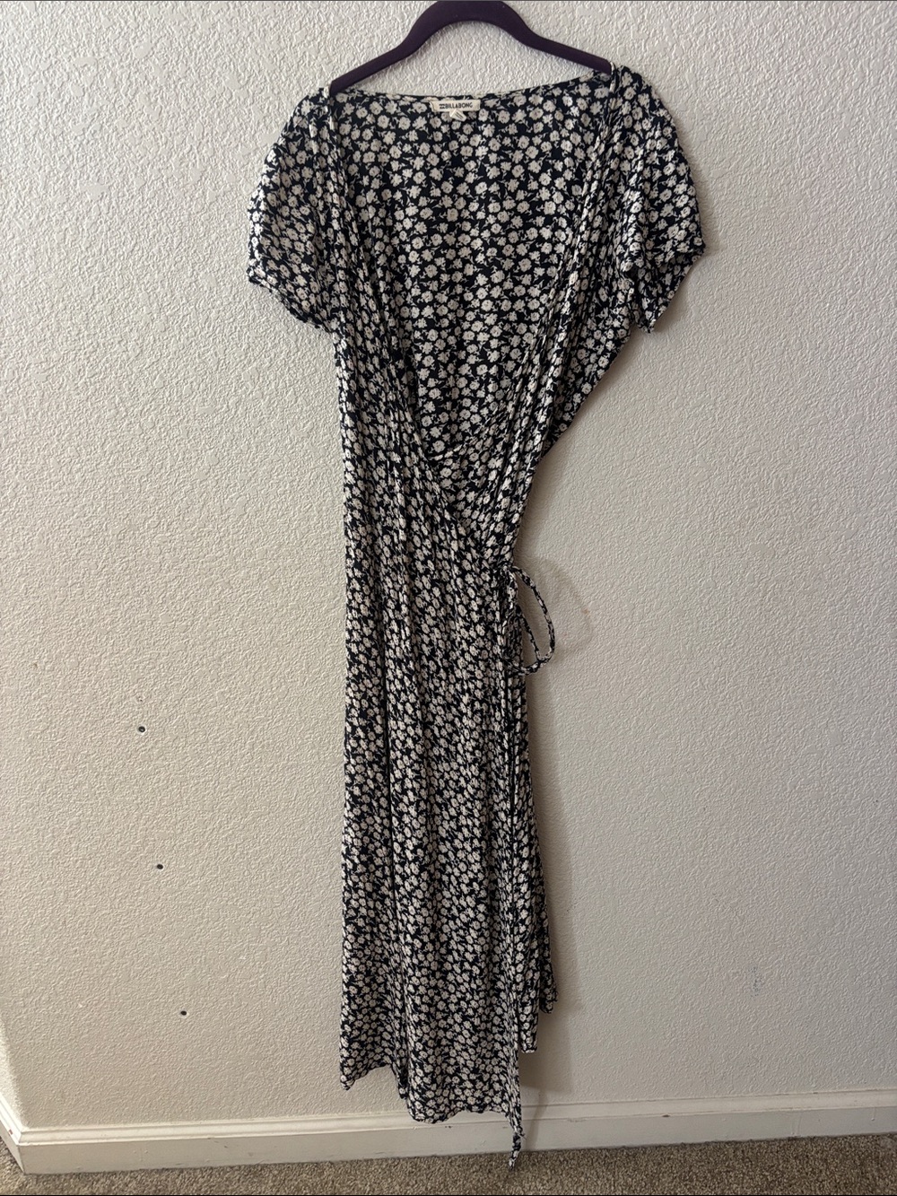 Billabong Black and White Floral Maxi Wrap Dress